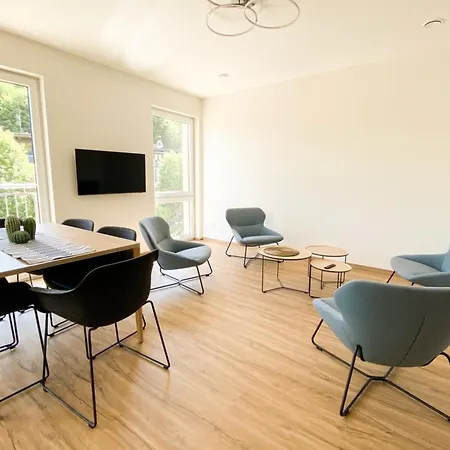 Apartment 210 Lux Furnished Flat *